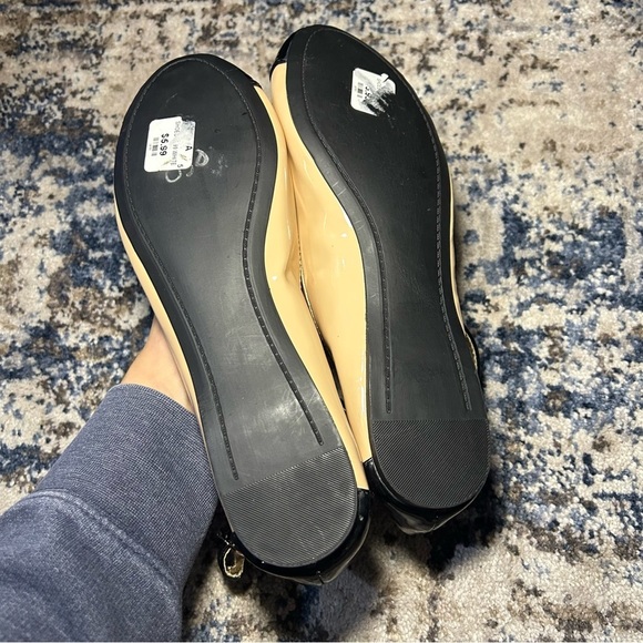 Steve Madden Gabriele Tan & Black Ankle Strap Patent Leather Flats Size 8 - Picture 14 of 16
